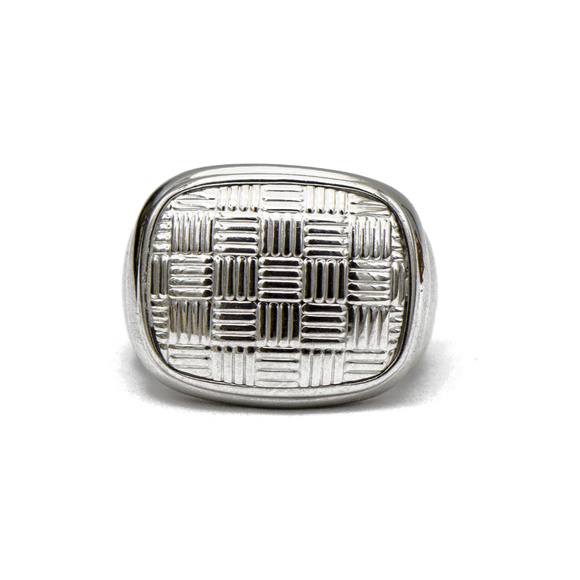 Checkerboard Ring